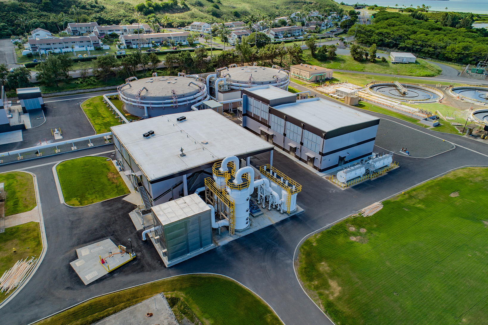 Aerial view of Kailua Regional Wastewater Treatment Plant TIPS and Headworks facilities.